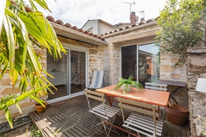 maison de bourg à la vente -   85600  MONTAIGU, surface 90 m2 vente maison de bourg - UBI474883637